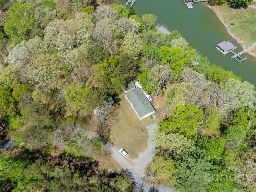 179 Abington Lane, Troutman, NC 28166.  MLS# CAR4244588, YatesRealty ID 23977. 