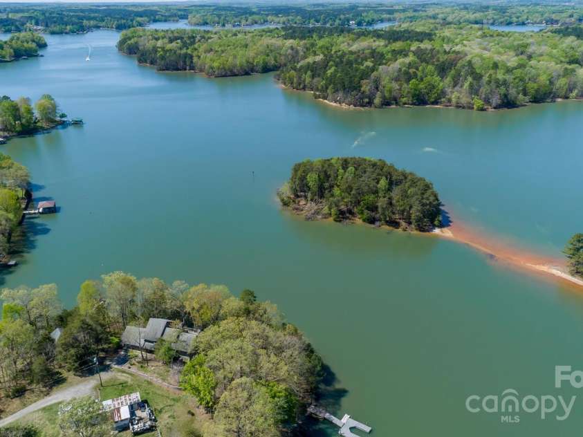 179 Abington Lane, Troutman, NC 28166.  MLS# CAR4244588, YatesRealty ID 23977. 