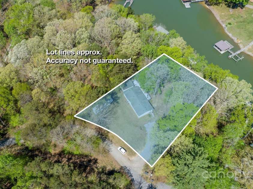 179 Abington Lane, Troutman, NC 28166.  MLS# CAR4244588, YatesRealty ID 23977. 