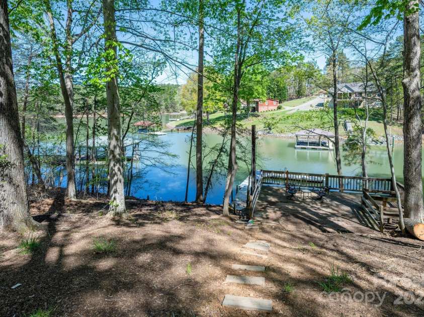 179 Abington Lane, Troutman, NC 28166.  MLS# CAR4244588, YatesRealty ID 23977. 