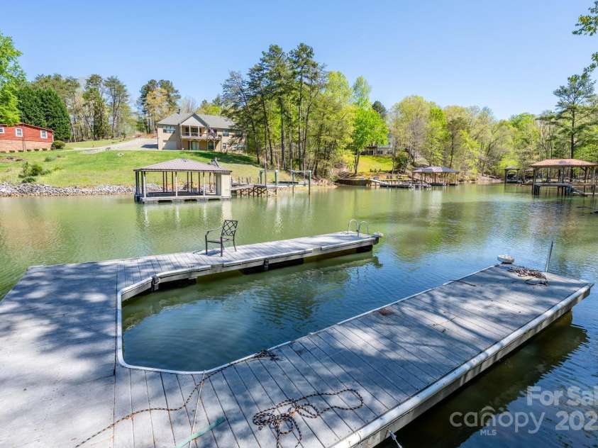 179 Abington Lane, Troutman, NC 28166.  MLS# CAR4244588, YatesRealty ID 23977. 