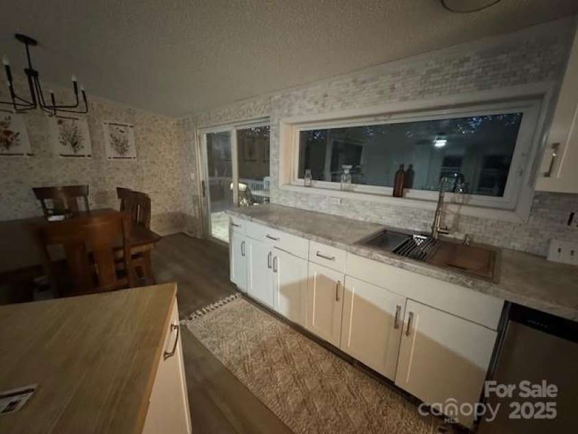 179 Abington Lane, Troutman, NC 28166.  MLS# CAR4244588, YatesRealty ID 23977. 