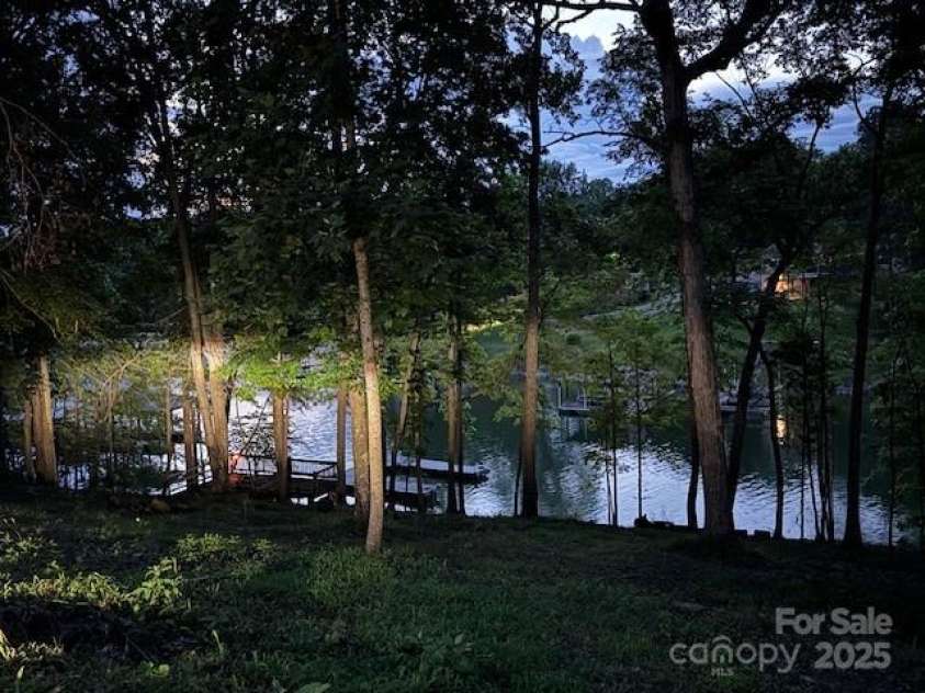 179 Abington Lane, Troutman, NC 28166.  MLS# CAR4244588, YatesRealty ID 23977. 