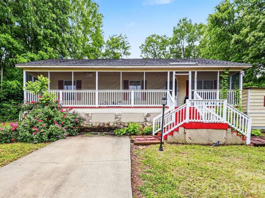 251 Rankin Road, Belmont, NC 28101.  MLS# CAR4373548, YatesRealty ID 23978. 
