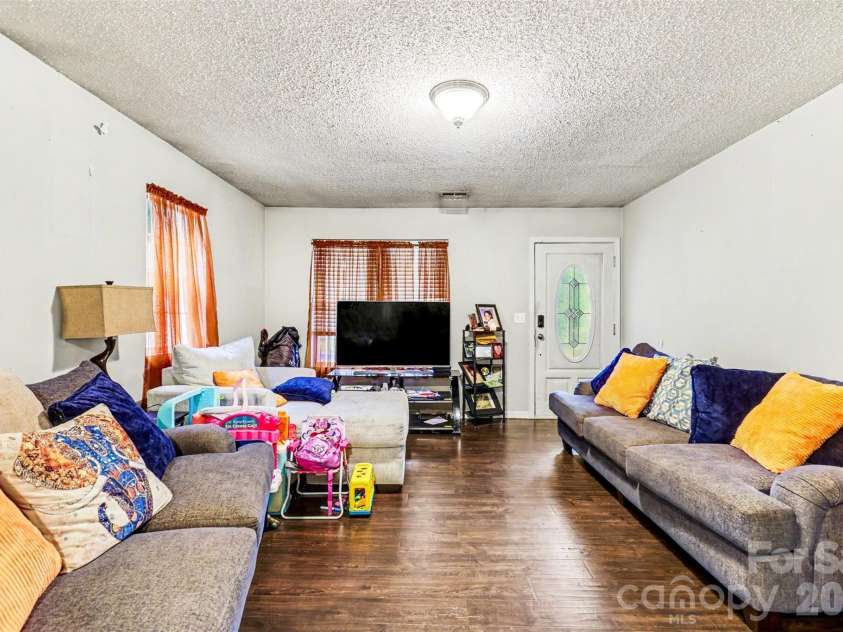 251 Rankin Road, Belmont, NC 28101.  MLS# CAR4373548, YatesRealty ID 23978. 