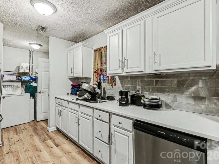251 Rankin Road, Belmont, NC 28101.  MLS# CAR4373548, YatesRealty ID 23978. 