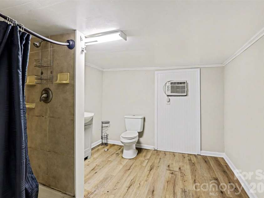 251 Rankin Road, Belmont, NC 28101.  MLS# CAR4373548, YatesRealty ID 23978. 
