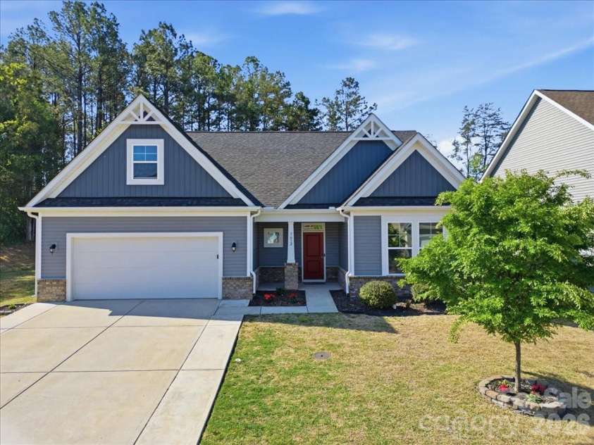 7612 Tanglewood Way, Denver, NC 28037.  MLS# CAR4375129, YatesRealty ID 23979. 