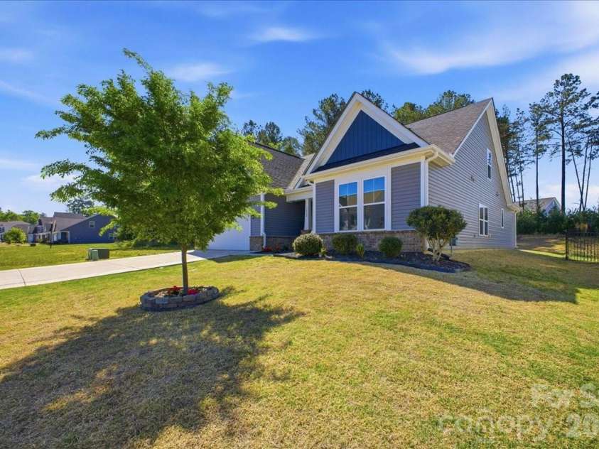 7612 Tanglewood Way, Denver, NC 28037.  MLS# CAR4375129, YatesRealty ID 23979. 