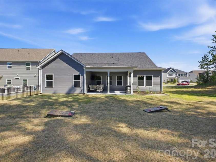 7612 Tanglewood Way, Denver, NC 28037.  MLS# CAR4375129, YatesRealty ID 23979. 