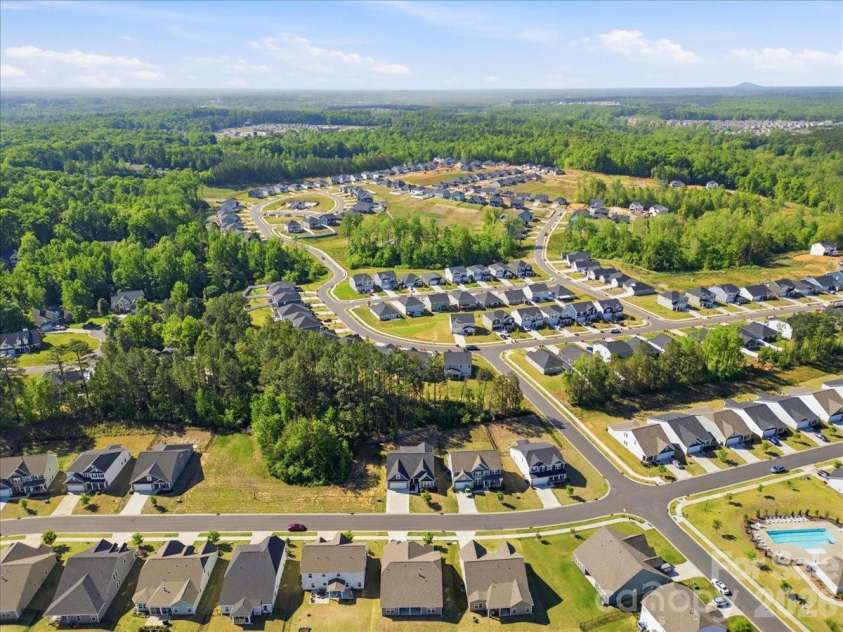 7612 Tanglewood Way, Denver, NC 28037.  MLS# CAR4375129, YatesRealty ID 23979. 
