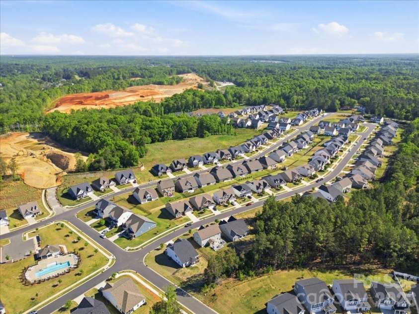 7612 Tanglewood Way, Denver, NC 28037.  MLS# CAR4375129, YatesRealty ID 23979. 