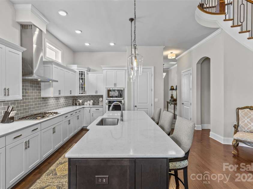 9750 Briarwick Lane, Charlotte, NC 28277.  MLS# CAR4258186, YatesRealty ID 23979. 