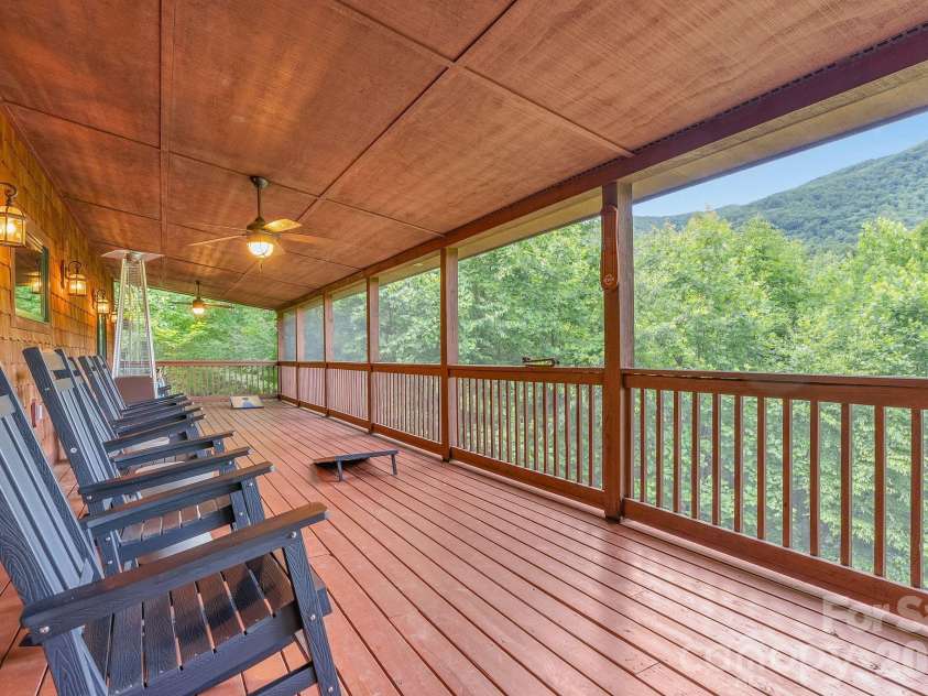 39 Great Aspen Way, Black Mountain, NC 28711.  MLS# CAR4329726, YatesRealty ID 2398. 