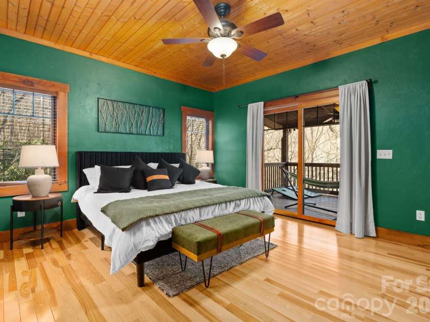 39 Great Aspen Way, Black Mountain, NC 28711.  MLS# CAR4329726, YatesRealty ID 2398. 