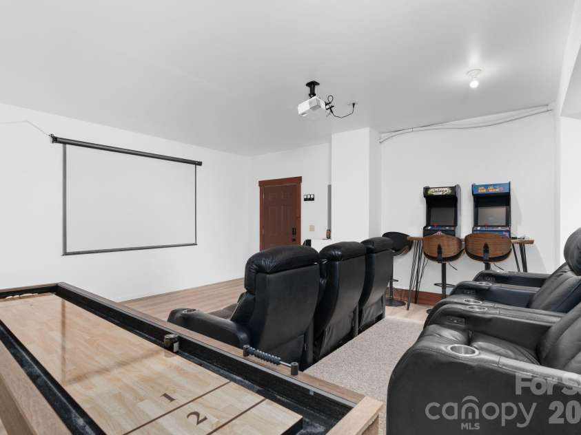 39 Great Aspen Way, Black Mountain, NC 28711.  MLS# CAR4329726, YatesRealty ID 2398. 