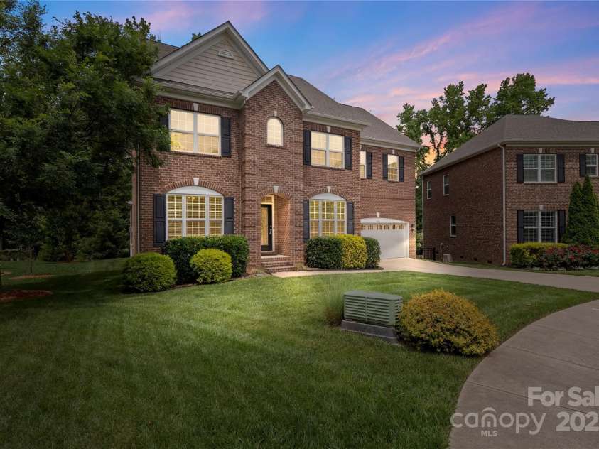 1830 Alden Oaks Lane, Charlotte, NC 28270.  MLS# CAR4269681, YatesRealty ID 23980. 