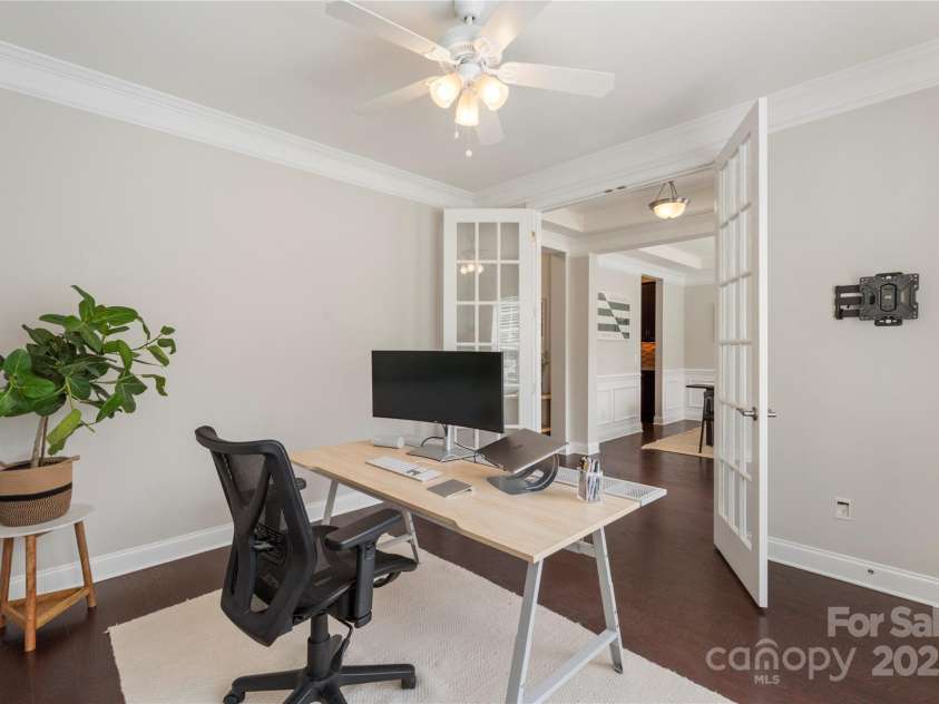 1830 Alden Oaks Lane, Charlotte, NC 28270.  MLS# CAR4269681, YatesRealty ID 23980. 