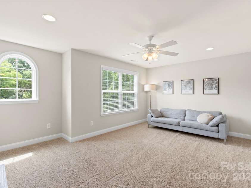 1830 Alden Oaks Lane, Charlotte, NC 28270.  MLS# CAR4269681, YatesRealty ID 23980. 
