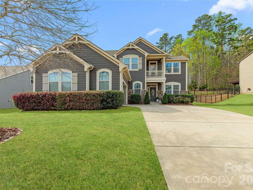 570 Sandbar Point, Clover, SC 29710.  MLS# CAR4361504, YatesRealty ID 23980. 
