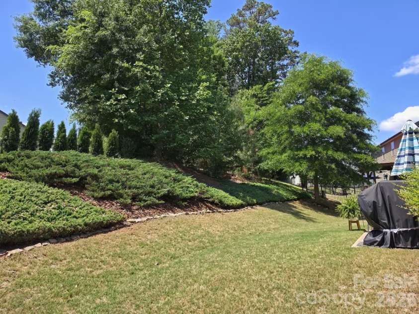 570 Sandbar Point, Clover, SC 29710.  MLS# CAR4361504, YatesRealty ID 23980. 