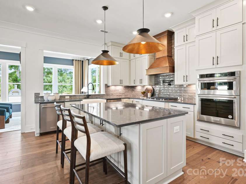 14011 Camden Close Circle, Huntersville, NC 28078.  MLS# CAR4271139, YatesRealty ID 23982. Luxury island with storage on both sides of the island