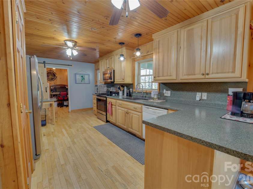 335 Icenhower Road, Leicester, NC 28748.  MLS# CAR4361299, YatesRealty ID 23982. 