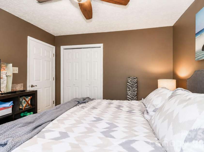108 Garrison Drive, Statesville, NC 28677.  MLS# CAR4377910, YatesRealty ID 23983. 