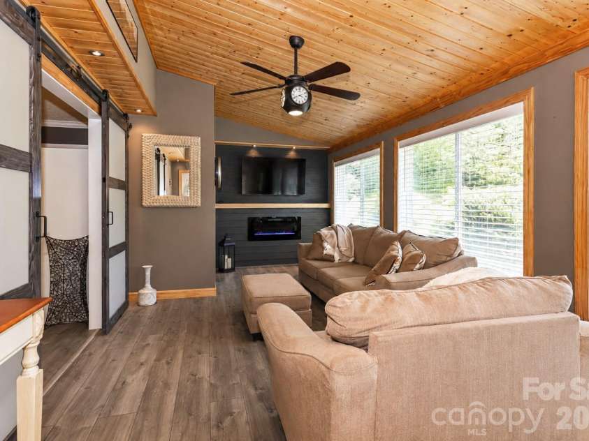 108 Garrison Drive, Statesville, NC 28677.  MLS# CAR4377910, YatesRealty ID 23983. 