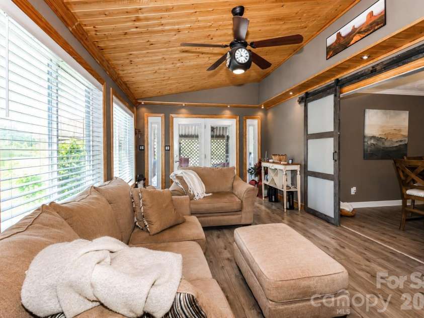 108 Garrison Drive, Statesville, NC 28677.  MLS# CAR4377910, YatesRealty ID 23983. 