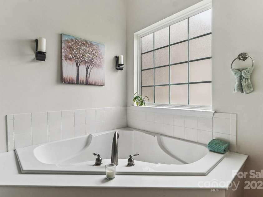 5021 Meadow Woods Drive, Lowell, NC 28098.  MLS# CAR4263183, YatesRealty ID 23983. 