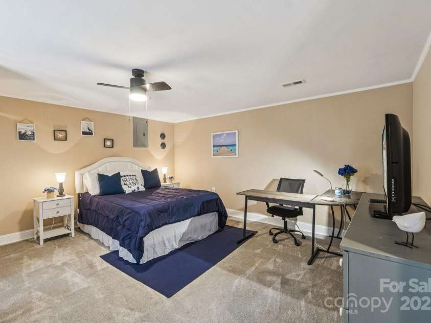 5021 Meadow Woods Drive, Lowell, NC 28098.  MLS# CAR4263183, YatesRealty ID 23983. 