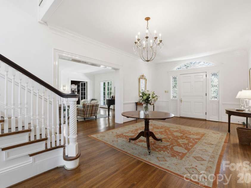 937 Granville Road, Charlotte, NC 28207.  MLS# CAR4380176, YatesRealty ID 23985. 