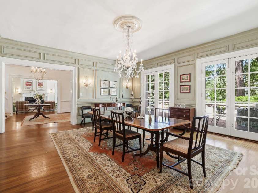 937 Granville Road, Charlotte, NC 28207.  MLS# CAR4380176, YatesRealty ID 23985. 