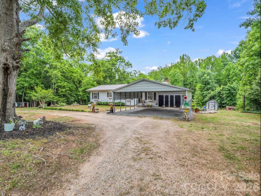 408 Hollis Road, Ellenboro, NC 28040.  MLS# CAR4379157, YatesRealty ID 23986. 