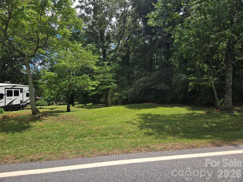 408 Hollis Road, Ellenboro, NC 28040.  MLS# CAR4379157, YatesRealty ID 23986. 