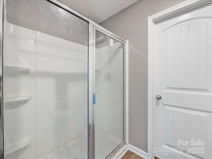 9136 Creedmore Hills Drive, Charlotte, NC 28214.  MLS# CAR4274108, YatesRealty ID 23986. 