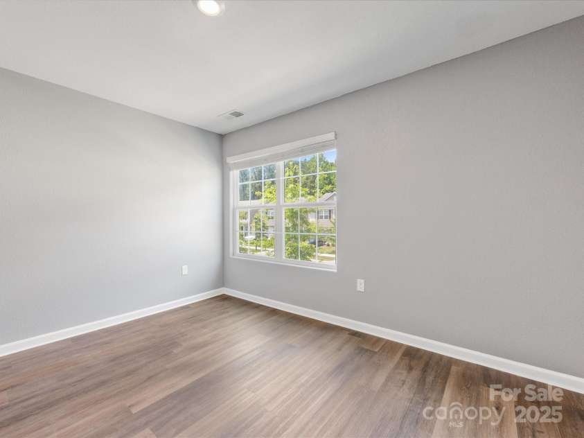 9136 Creedmore Hills Drive, Charlotte, NC 28214.  MLS# CAR4274108, YatesRealty ID 23986. 