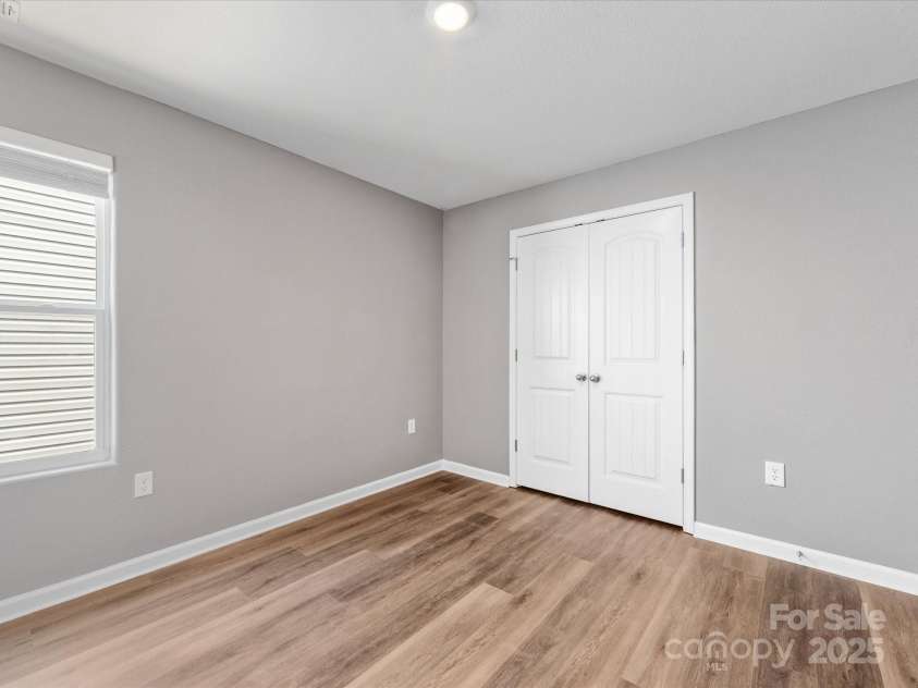 9136 Creedmore Hills Drive, Charlotte, NC 28214.  MLS# CAR4274108, YatesRealty ID 23986. 