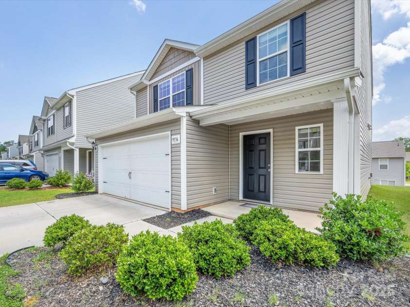 9136 Creedmore Hills Drive, Charlotte, NC 28214.  MLS# CAR4274108, YatesRealty ID 23986. Front Exterior