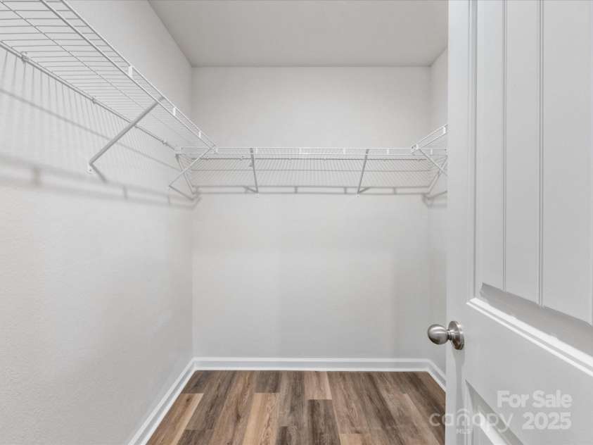 9136 Creedmore Hills Drive, Charlotte, NC 28214.  MLS# CAR4274108, YatesRealty ID 23986. Primary Closet