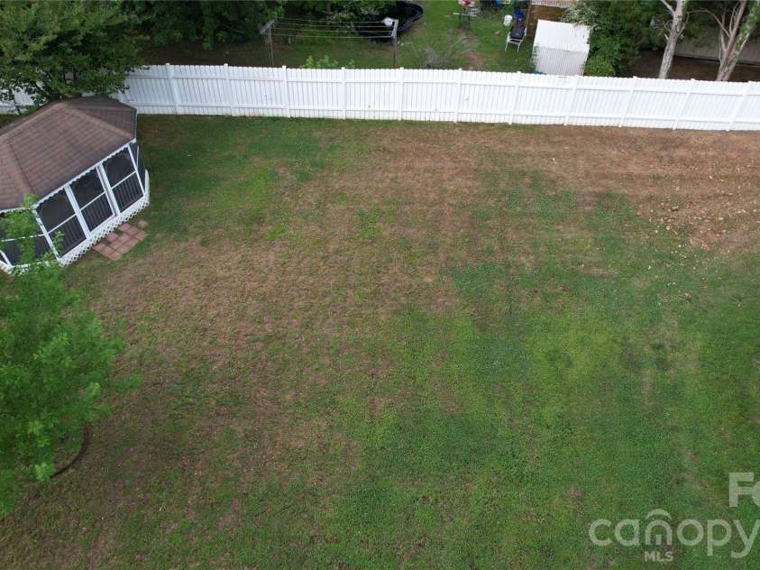 204 Clinton Avenue, Clover, SC 29710.  MLS# CAR4376865, YatesRealty ID 23987. 