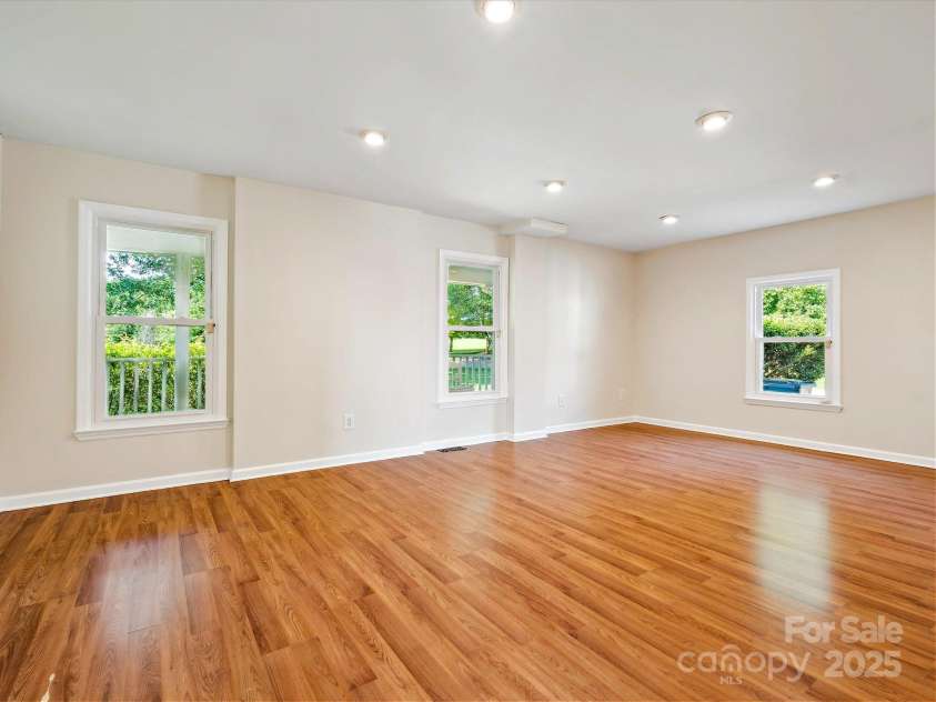 5632 Zion Church Road, Concord, NC 28025.  MLS# CAR4270566, YatesRealty ID 23988. Flex Room