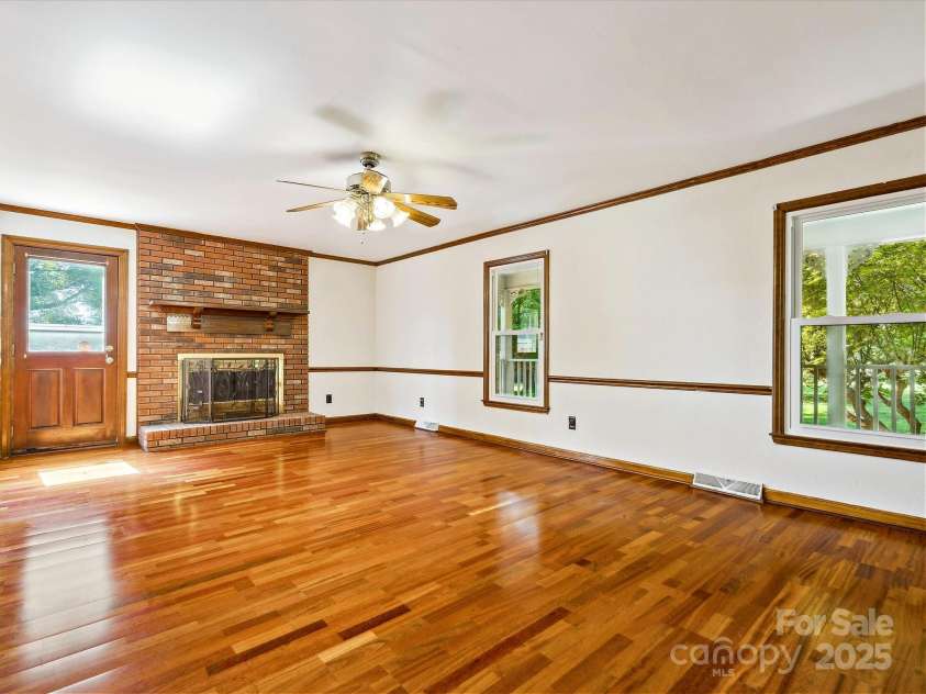 5632 Zion Church Road, Concord, NC 28025.  MLS# CAR4270566, YatesRealty ID 23988. Living Room