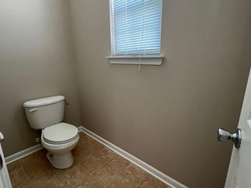 3022 Hendricks Chapel Lane, Charlotte, NC 28216.  MLS# CAR4276109, YatesRealty ID 23989. 