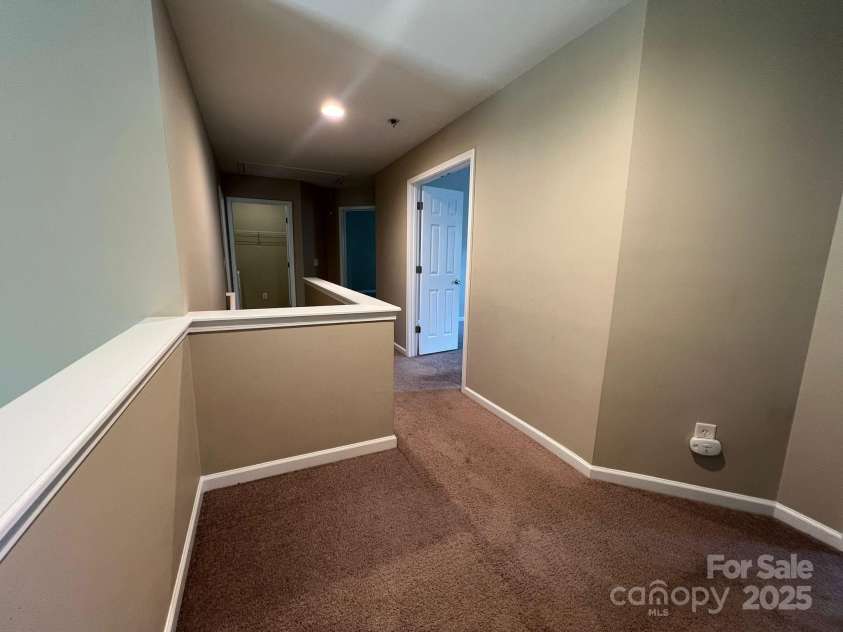 3022 Hendricks Chapel Lane, Charlotte, NC 28216.  MLS# CAR4276109, YatesRealty ID 23989. 