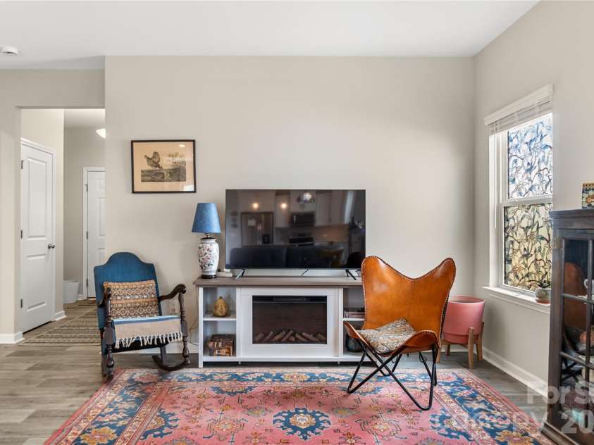 43 Cobbler Drive, Peachland, NC 28133.  MLS# CAR4377302, YatesRealty ID 23989. Enjoy effortless living in this bright, open-concept space designed for both quiet moments and connection.
