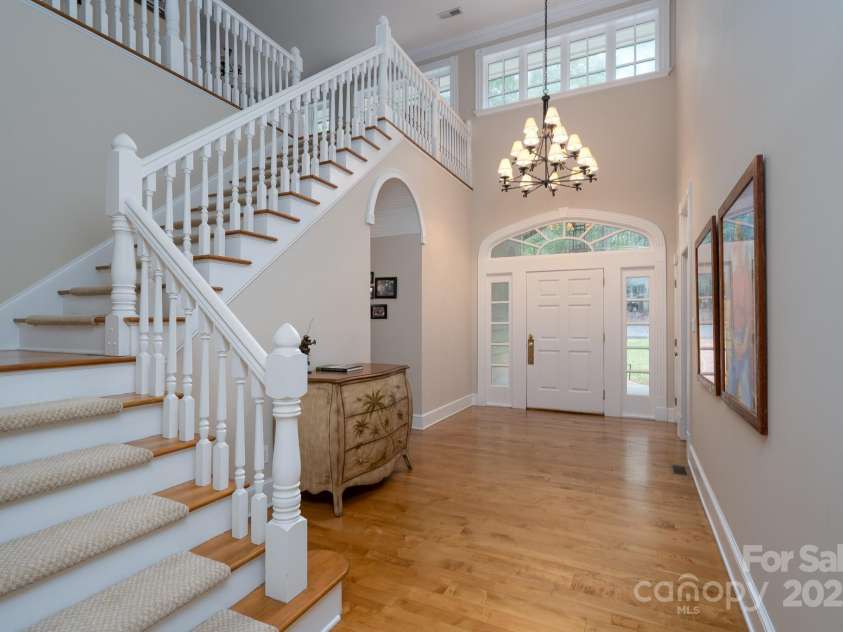 139 Deerfield Lane, New London, NC 28127.  MLS# CAR4295568, YatesRealty ID 2399. Balcony