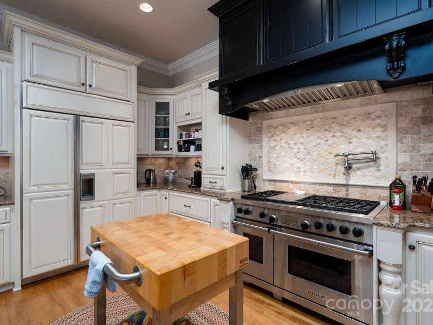139 Deerfield Lane, New London, NC 28127.  MLS# CAR4295568, YatesRealty ID 2399. Kitchen