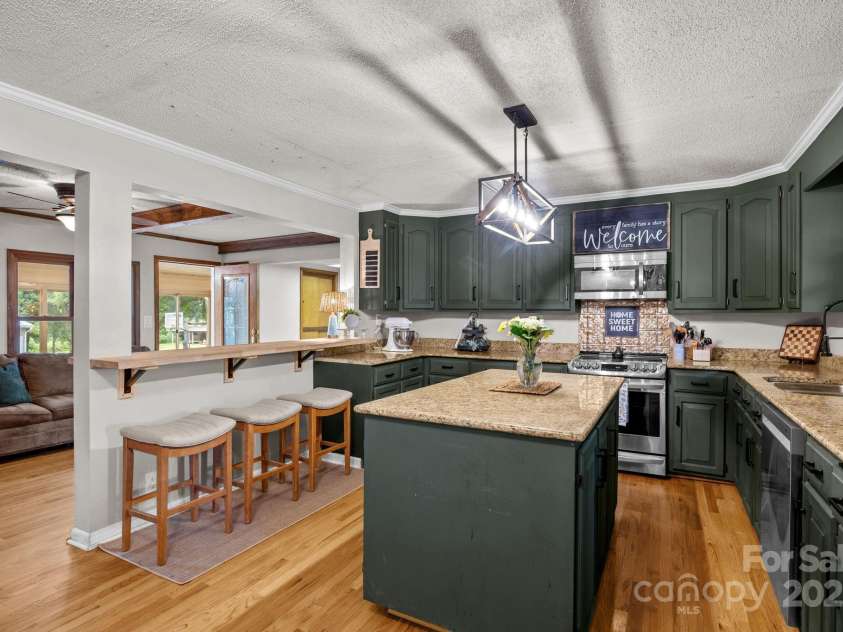 8900 Old Concord Road, Salisbury, NC 28146.  MLS# CAR4295325, YatesRealty ID 2399. 